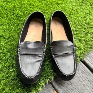 Old Navy Black Loafers